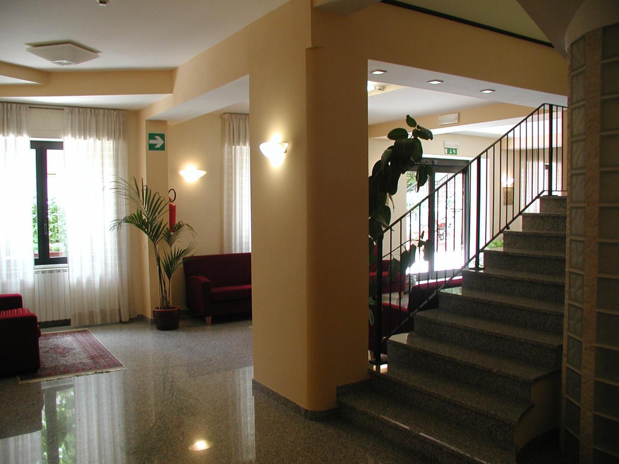 Hotel Marystella 3*